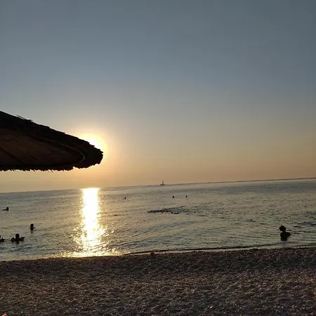 House On The Beach * Nea Kallikrateia