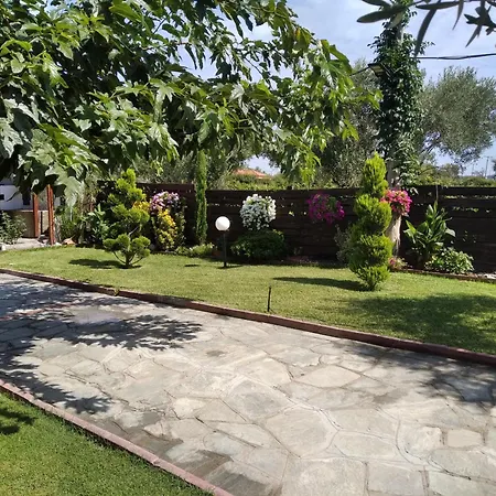 House On The Beach Villa